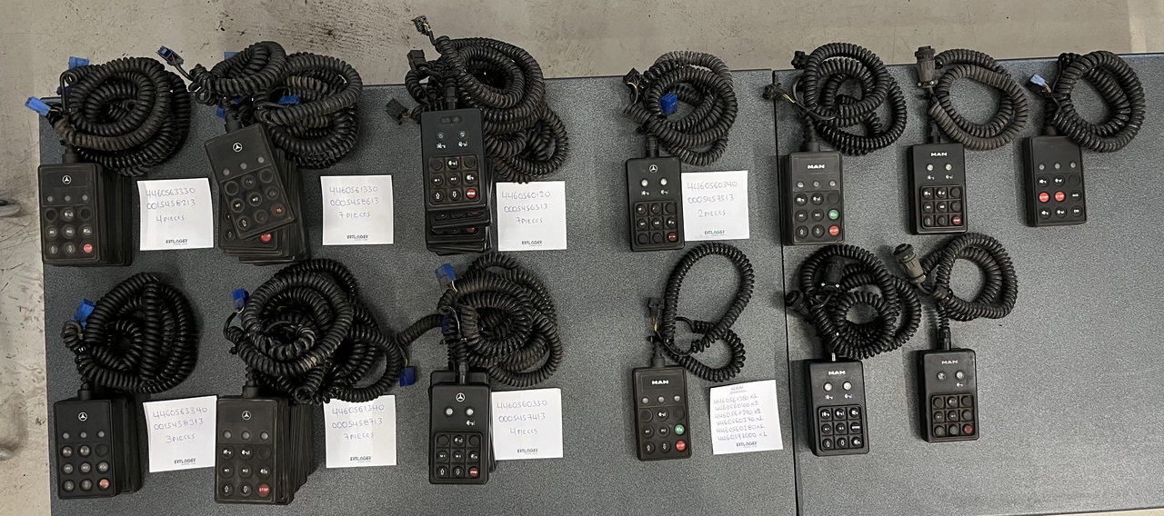 OPERATING UNIT AIR SUSPENSION WABCO - Suspension pour Camion: photos 1 OPERATING UNIT AIR SUSPENSION WABCO - Suspension pour Camion: photos 1