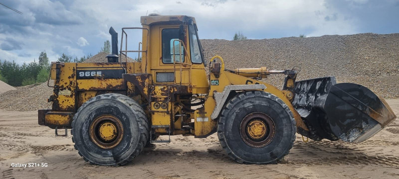 Caterpillar 966E - Chargeuse sur pneus: photos 5 Caterpillar 966E - Chargeuse sur pneus: photos 5