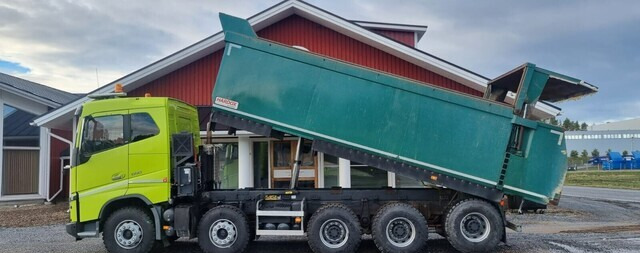 Volvo FH16 650 10x4 SLP Hardox Louhoslava - Camion benne: photos 3 Volvo FH16 650 10x4 SLP Hardox Louhoslava - Camion benne: photos 3