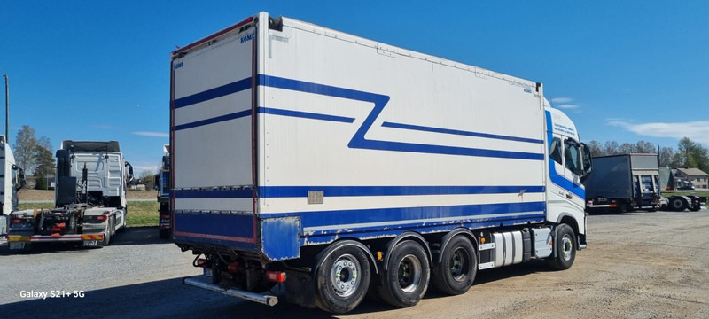Volvo FH540 Globe 8x4 2017 MANUAL - Camion fourgon: photos 3 Volvo FH540 Globe 8x4 2017 MANUAL - Camion fourgon: photos 3