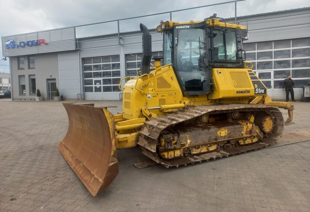 Komatsu D51PX-24 - Bulldozer: photos 1 Komatsu D51PX-24 - Bulldozer: photos 1