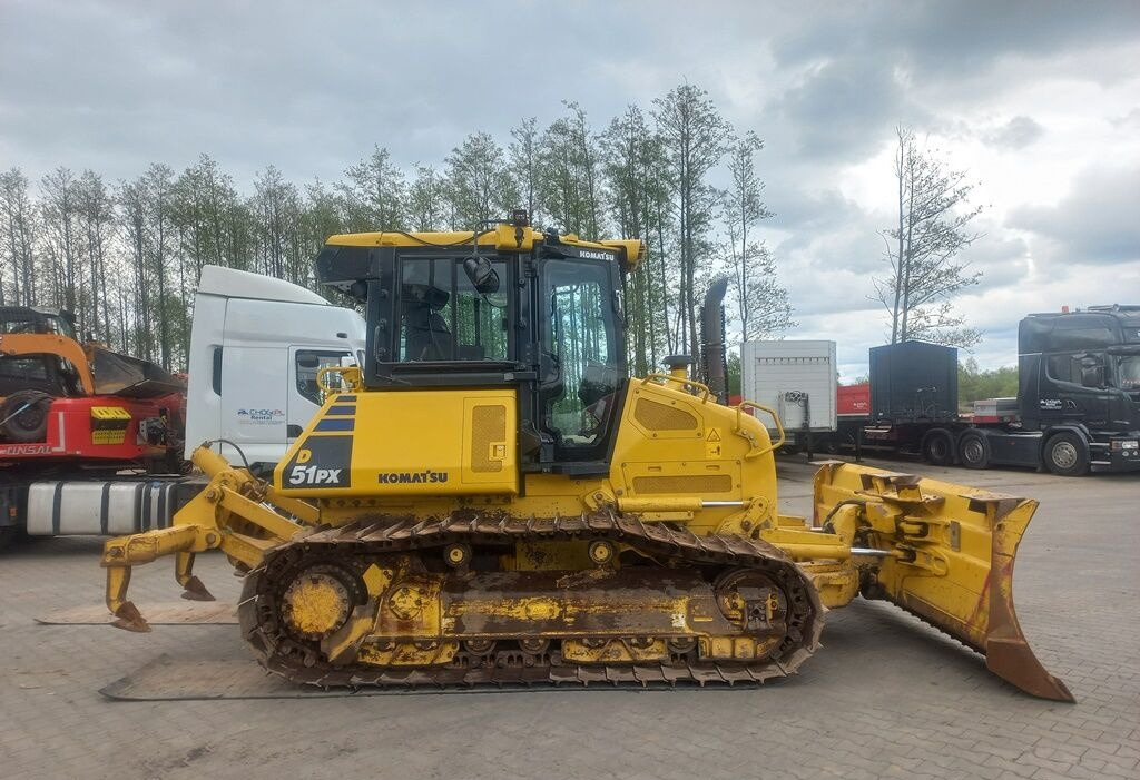 Komatsu D51PX-24 - Bulldozer: photos 4 Komatsu D51PX-24 - Bulldozer: photos 4