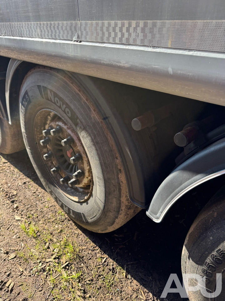 Kraker CF 500 SL - Semi-remorque à fond mouvant: photos 5 Kraker CF 500 SL - Semi-remorque à fond mouvant: photos 5