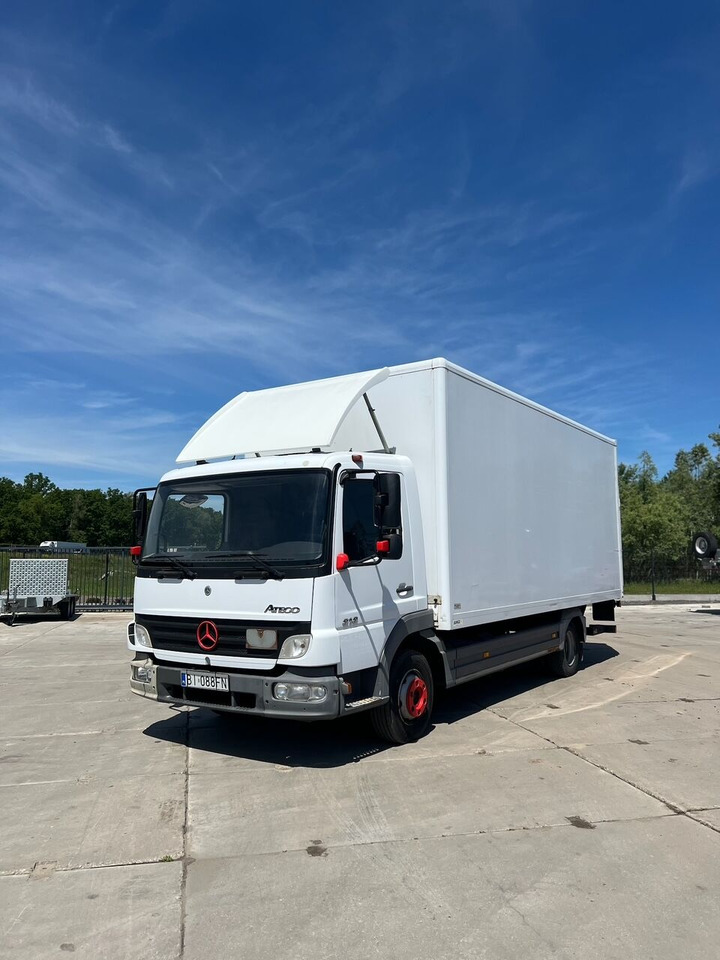 Mercedes-Benz ATEGO 818 dostawczy winda - Camion fourgon: photos 1 Mercedes-Benz ATEGO 818 dostawczy winda - Camion fourgon: photos 1