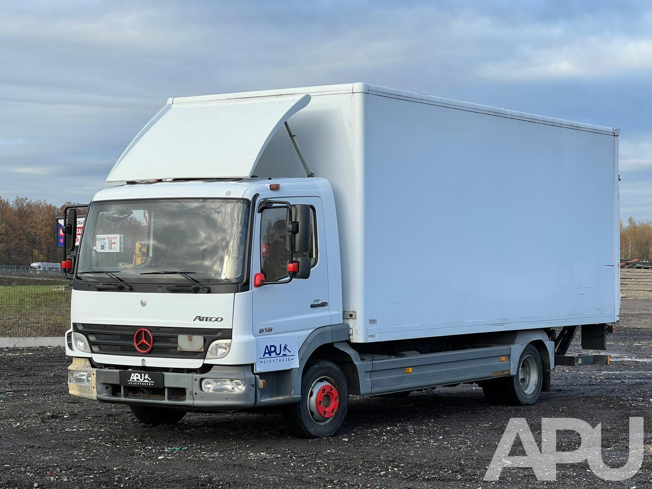 Mercedes-Benz ATEGO 818 winda - Camion fourgon: photos 1 Mercedes-Benz ATEGO 818 winda - Camion fourgon: photos 1
