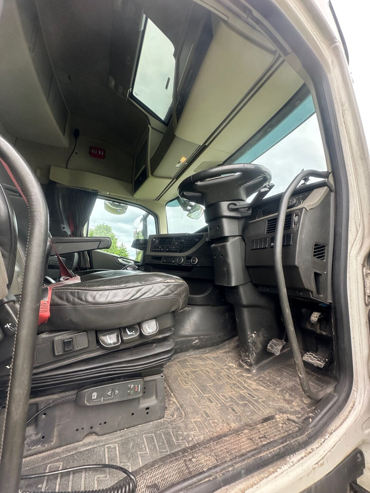 VOLVO FH500 6×2 - Tracteur routier: photos 2 VOLVO FH500 6×2 - Tracteur routier: photos 2