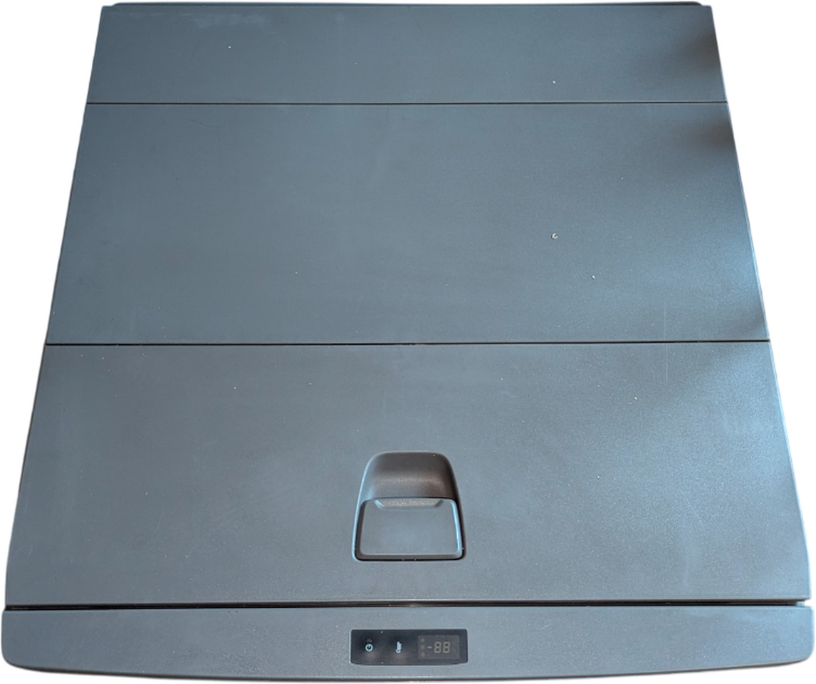 SCANIA CP/CG20 KOELBOX 30LTR | GEBRUIKT | 2770774 - Cabine et intérieur pour Camion: photos 1 SCANIA CP/CG20 KOELBOX 30LTR | GEBRUIKT | 2770774 - Cabine et intérieur pour Camion: photos 1