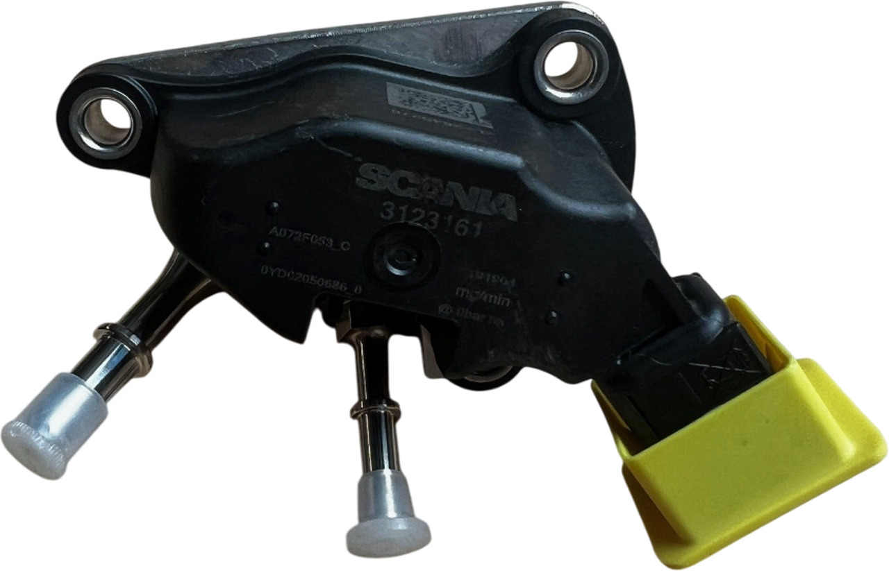 SCANIA S 2020– ADBLUE DOSEERMODULE | 2950983 - Système d'échappement pour Camion: photos 4 SCANIA S 2020– ADBLUE DOSEERMODULE | 2950983 - Système d'échappement pour Camion: photos 4
