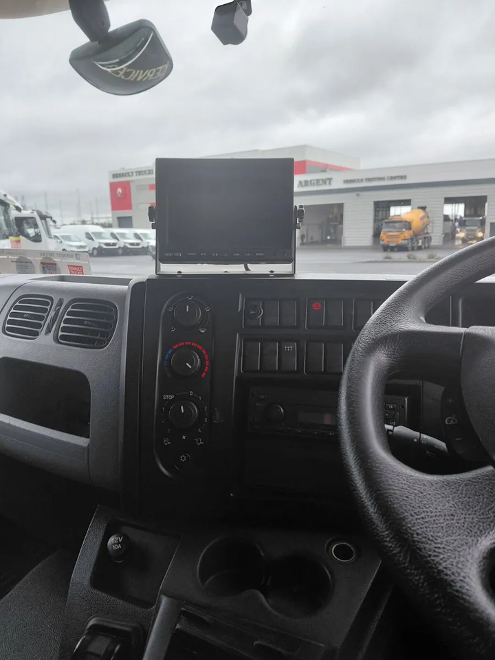 2019 Renault D 12T - Camion fourgon: photos 4 2019 Renault D 12T - Camion fourgon: photos 4