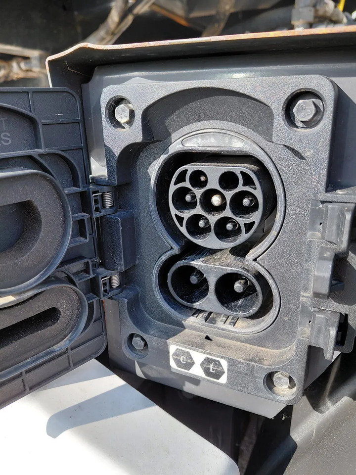 Camion multibenne 2022 Renault E-Tech D Wide: photos 24