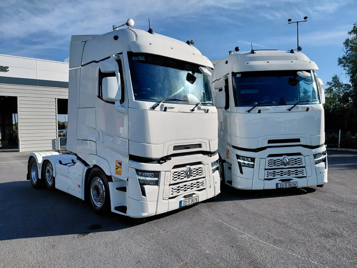 2022 Renault T-High Evo with 2 options - Tracteur routier: photos 1 2022 Renault T-High Evo with 2 options - Tracteur routier: photos 1