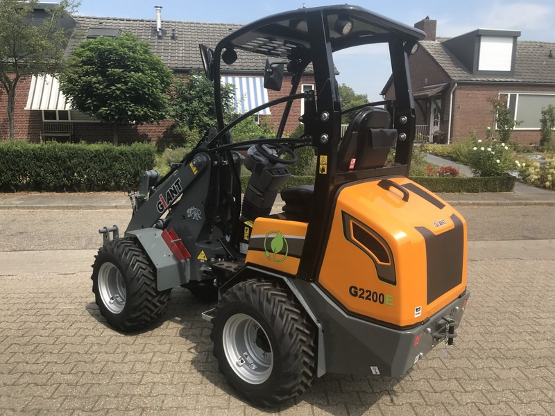 Giant G2200E - Valet de ferme: photos 4 Giant G2200E - Valet de ferme: photos 4