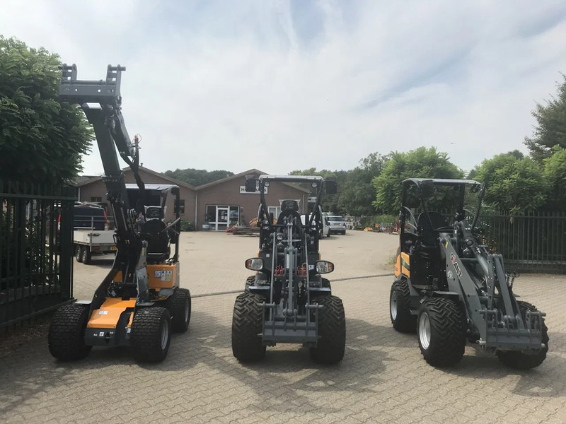 Giant Giant G1200 tele / G2300 HD / G2200 E - Valet de ferme: photos 3 Giant Giant G1200 tele / G2300 HD / G2200 E - Valet de ferme: photos 3