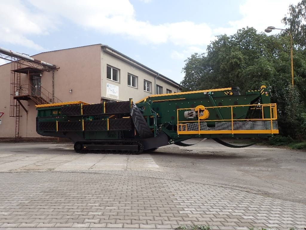 Resta TH3 1600x4000/3 - Crible: photos 1 Resta TH3 1600x4000/3 - Crible: photos 1