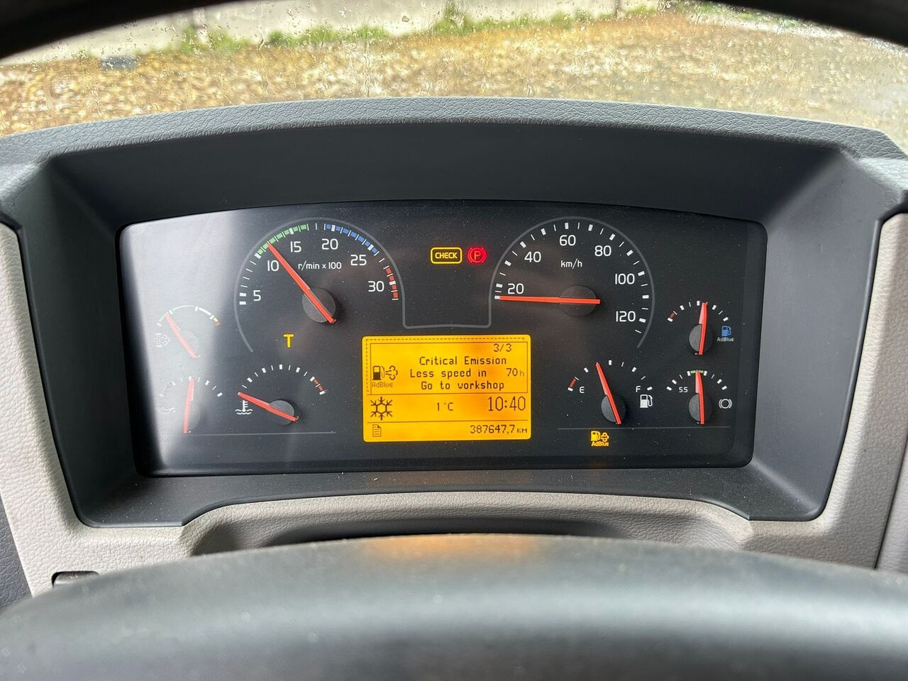 Camion frigorifique Volvo FE: photos 15 Camion frigorifique Volvo FE: photos 15