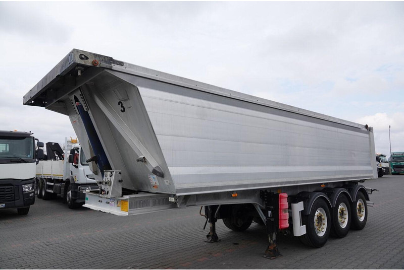 Benalu WYWROTKA / 26 m3 / ALUMINIOWA / OŚ PODNOSZONA / WAGA: 5 000 KG / - Semi-remorque benne: photos 2 Benalu WYWROTKA / 26 m3 / ALUMINIOWA / OŚ PODNOSZONA / WAGA: 5 000 KG / - Semi-remorque benne: photos 2