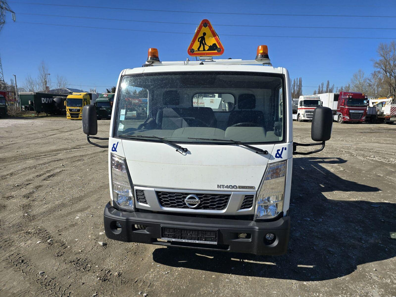 Nissan Cabstar NT 400 Oil & Steel Snake 2010H - 20m - 2 pieces - Camion, Camion grue: photos 3 Nissan Cabstar NT 400 Oil & Steel Snake 2010H - 20m - 2 pieces - Camion, Camion grue: photos 3