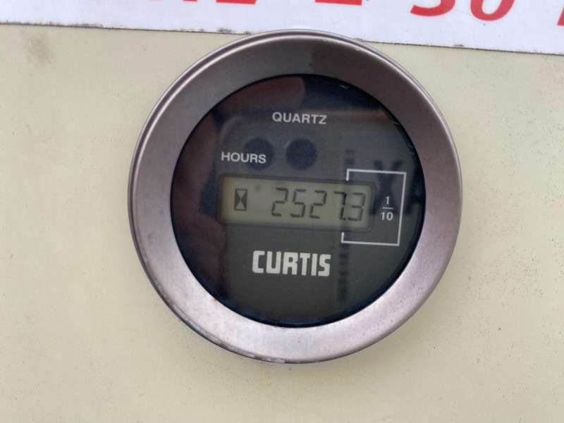 Camion, Camion grue Renault Maxity 150 dxi 4x4 - Versalift Lifting Basket - 3,5t: photos 20