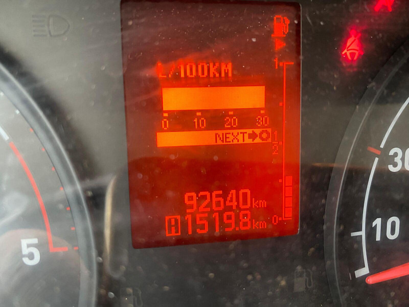 Camion, Camion grue Renault Maxity 150 dxi 4x4 - Versalift Lifting Basket - 3,5t: photos 19