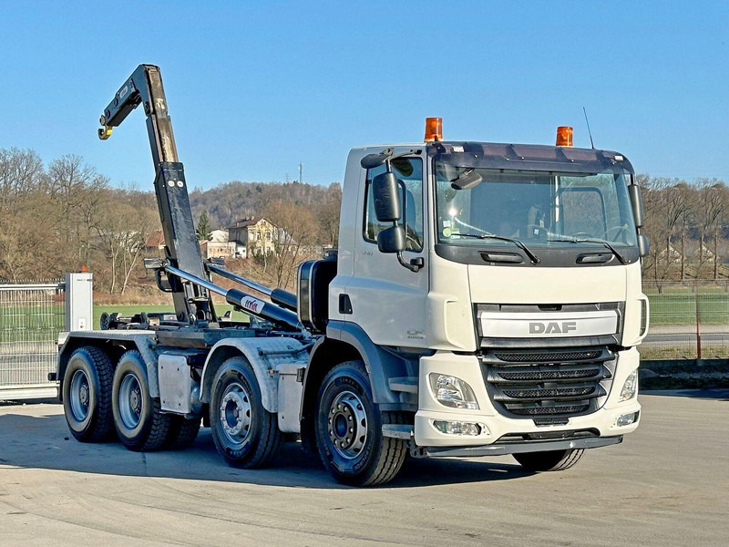 DAF CF 440 * HAKOWIEC * 8x4 * STAN BDB - Camion ampliroll: photos 1 DAF CF 440 * HAKOWIEC * 8x4 * STAN BDB - Camion ampliroll: photos 1
