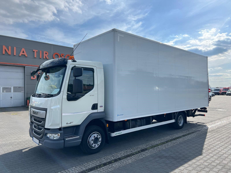 DAF LF 210 12.210 CONTAINER+LIFT 1500 kg 1.HAND - Camion fourgon: photos 1 DAF LF 210 12.210 CONTAINER+LIFT 1500 kg 1.HAND - Camion fourgon: photos 1