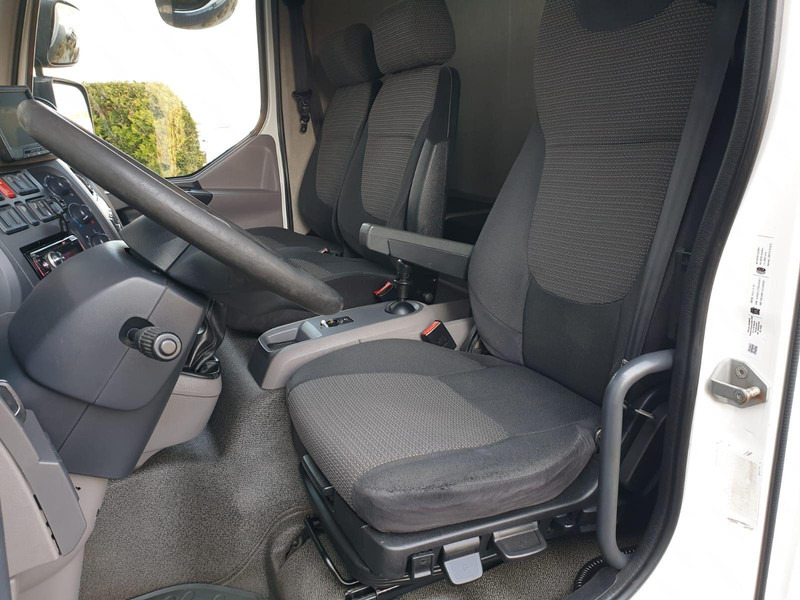 DAF LF 220 EURO 6 6 CYL. LAMBERET - crédit-bail DAF LF 220 EURO 6 6 CYL. LAMBERET: photos 14