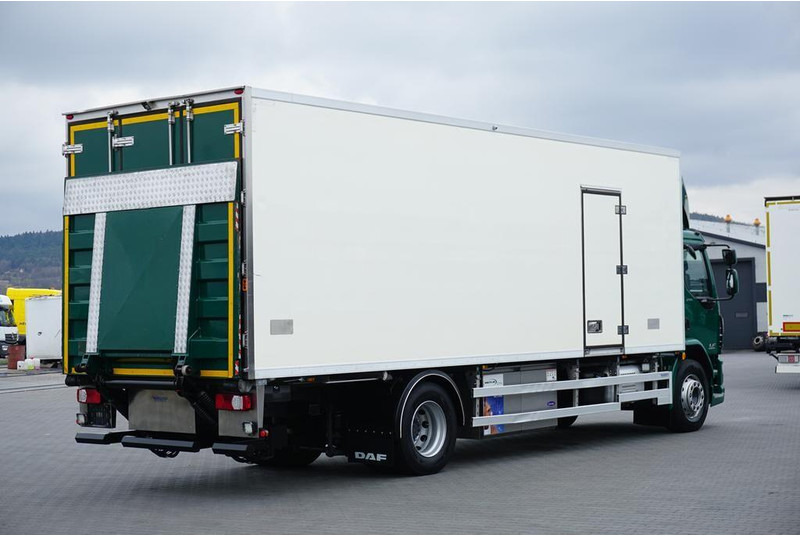 DAF LF / 250 / EURO 6 / CHŁODNIA + WINDA / MULTITEMPERATURA - Camion frigorifique: photos 5 DAF LF / 250 / EURO 6 / CHŁODNIA + WINDA / MULTITEMPERATURA - Camion frigorifique: photos 5