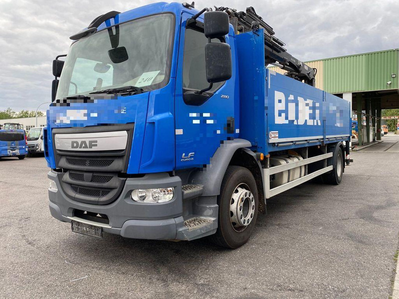 DAF LF 280 - Camion plateau, Camion grue: photos 3 DAF LF 280 - Camion plateau, Camion grue: photos 3