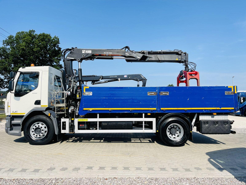 DAF LF CF 250 Right Handed - Camion plateau, Camion grue: photos 3 DAF LF CF 250 Right Handed - Camion plateau, Camion grue: photos 3