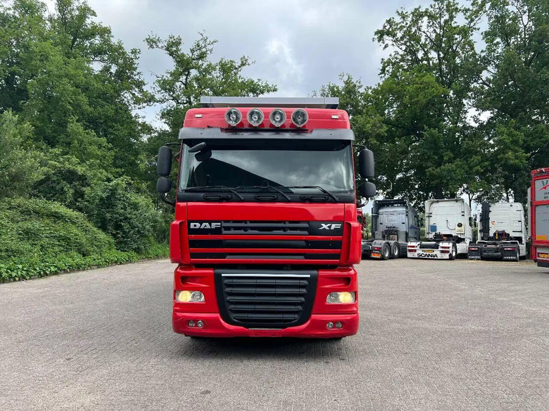 DAF XF 106.460 - Finkl Animal transporter - Camion bétaillère: photos 5 DAF XF 106.460 - Finkl Animal transporter - Camion bétaillère: photos 5