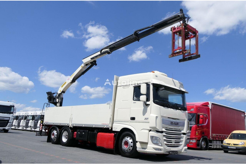 DAF XF 460 - Camion plateau, Camion grue: photos 2 DAF XF 460 - Camion plateau, Camion grue: photos 2