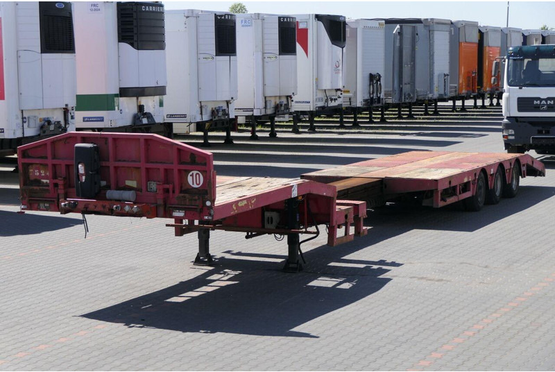 Faymonville NISKOPODWOZIE / ROZCIĄGANA / LAWETA / osie skrętne / wciągarka - Semi-remorque surbaissé: photos 1 Faymonville NISKOPODWOZIE / ROZCIĄGANA / LAWETA / osie skrętne / wciągarka - Semi-remorque surbaissé: photos 1