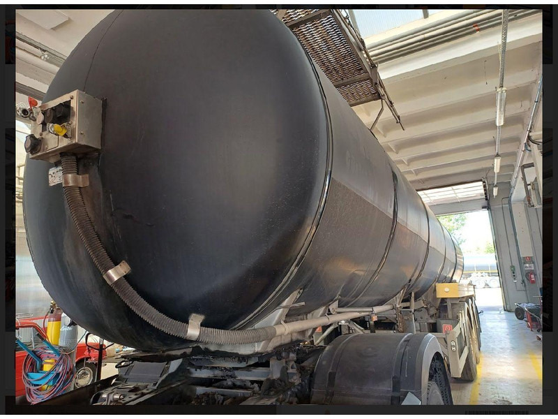 Feldbinder TSA 30.3-1 Kammers bitumen - Semi-remorque citerne: photos 1 Feldbinder TSA 30.3-1 Kammers bitumen - Semi-remorque citerne: photos 1