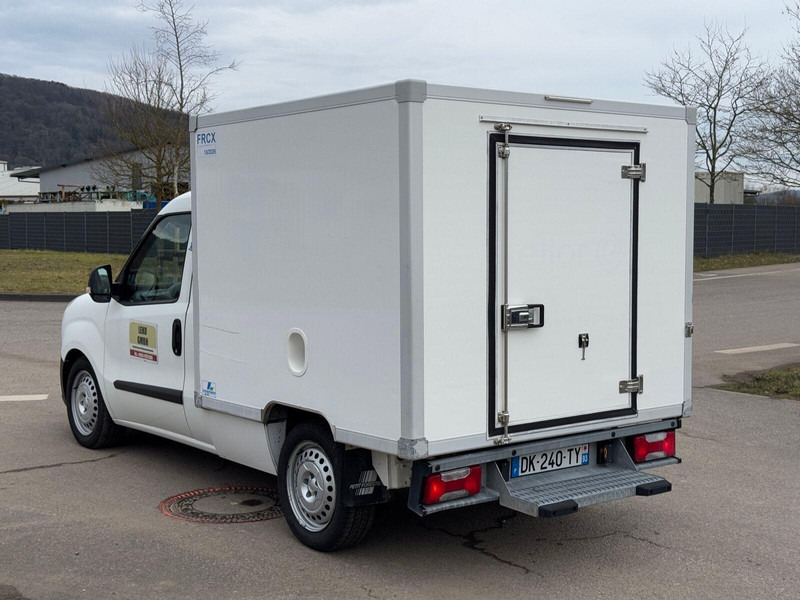 Fiat Doblò Ohne Originale Brief - Utilitaire frigorifique: photos 5 Fiat Doblò Ohne Originale Brief - Utilitaire frigorifique: photos 5