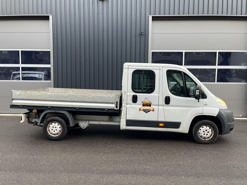 Fiat Ducato 2.3 Doka platós - Fourgon plateau, Utilitaire double cabine: photos 4 Fiat Ducato 2.3 Doka platós - Fourgon plateau, Utilitaire double cabine: photos 4