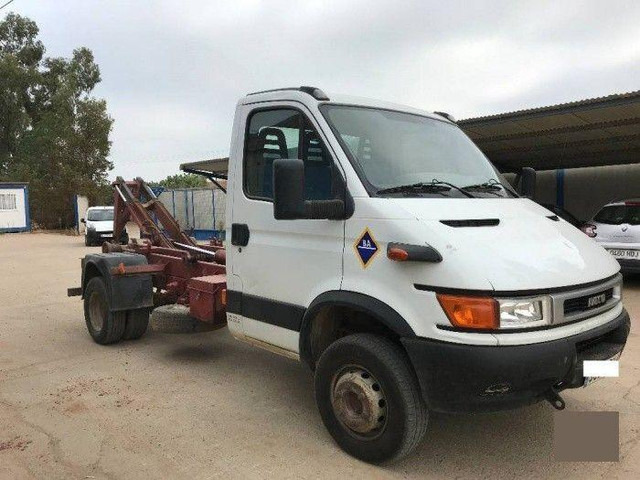Iveco 65C15 Hook lift truck - Camion ampliroll: photos 1 Iveco 65C15 Hook lift truck - Camion ampliroll: photos 1