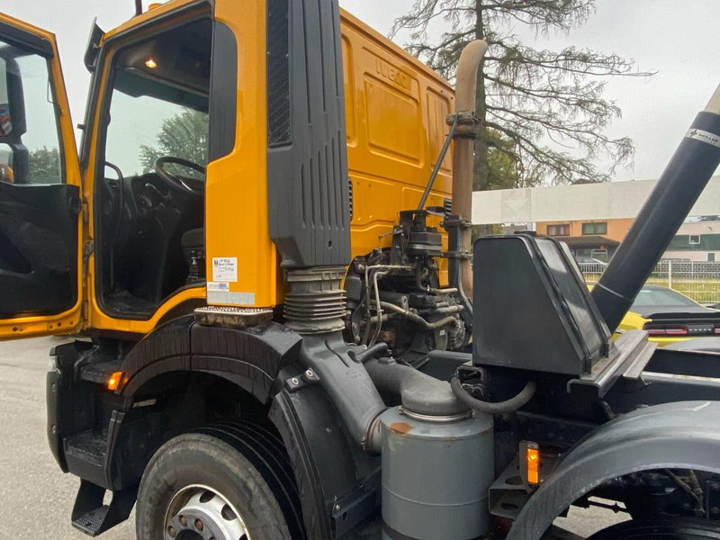 Camion benne Iveco AD 410 T51: photos 17 Camion benne Iveco AD 410 T51: photos 17