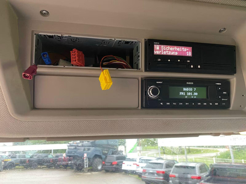 Camion benne Iveco AD 410 T51: photos 20 Camion benne Iveco AD 410 T51: photos 20