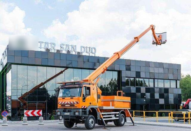 Iveco CURSOR 240 4x4 RUTHMANN T225 22,5 Meters Lift - Camion avec nacelle: photos 1 Iveco CURSOR 240 4x4 RUTHMANN T225 22,5 Meters Lift - Camion avec nacelle: photos 1