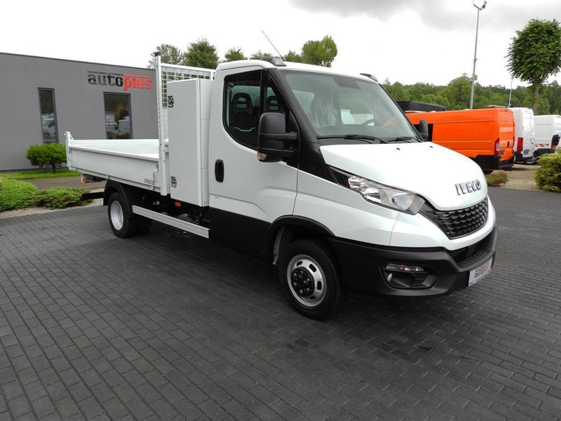 Iveco DAILY 35C16 - Utilitaire benne: photos 4 Iveco DAILY 35C16 - Utilitaire benne: photos 4