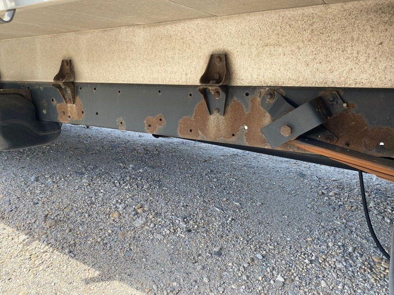 Utilitaire plateau baché Iveco Daily 35C15 Pritsche + Plane -3,5t: photos 20