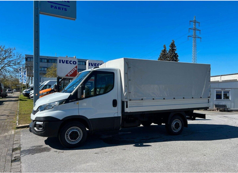 Iveco Daily 35S14 Curtain side - Utilitaire plateau baché: photos 3 Iveco Daily 35S14 Curtain side - Utilitaire plateau baché: photos 3