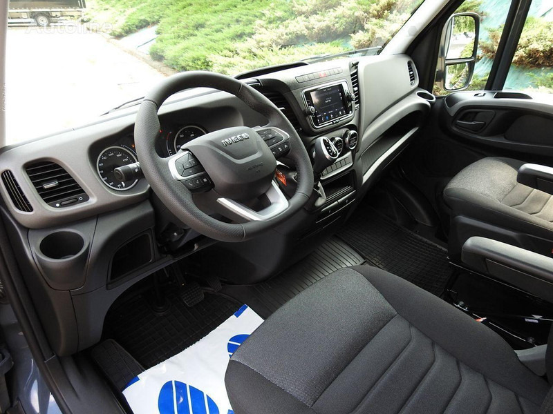 Iveco Daily 35S18 Curtain side - Utilitaire plateau baché: photos 4 Iveco Daily 35S18 Curtain side - Utilitaire plateau baché: photos 4