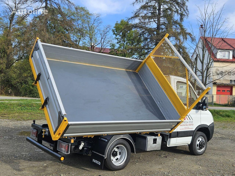 Iveco Daily 35c-15 3 way tipper - Utilitaire benne: photos 5 Iveco Daily 35c-15 3 way tipper - Utilitaire benne: photos 5