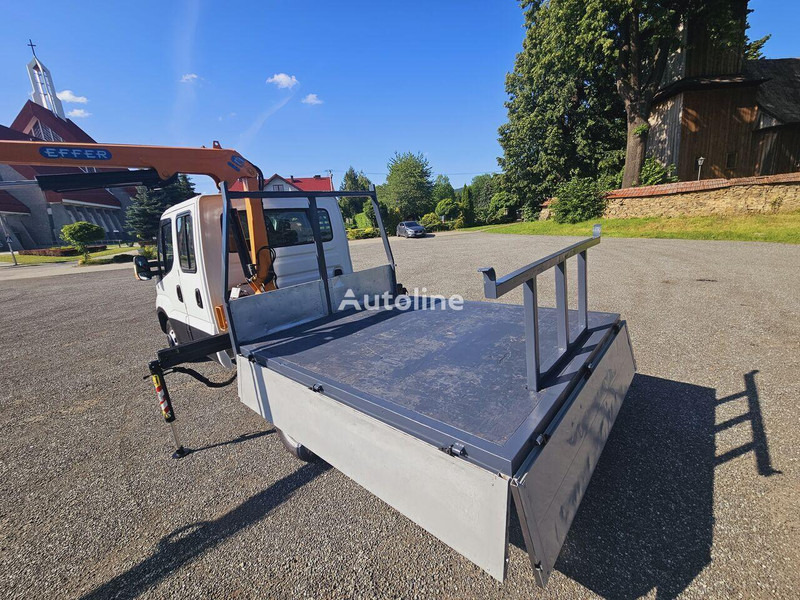 Iveco Daily 35c-15 Doka flatbed + crane Effer - Fourgon plateau, Utilitaire double cabine: photos 3 Iveco Daily 35c-15 Doka flatbed + crane Effer - Fourgon plateau, Utilitaire double cabine: photos 3