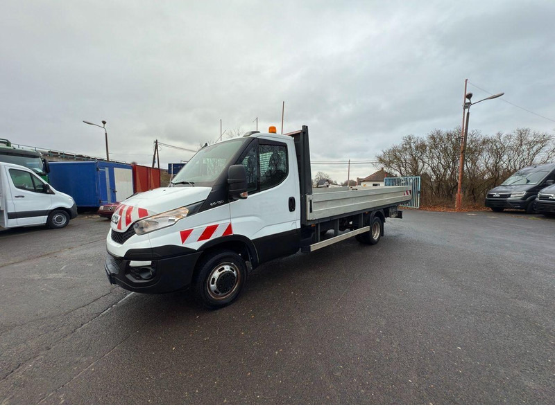 Iveco Daily 50C15 Flatbed - Camion plateau: photos 1 Iveco Daily 50C15 Flatbed - Camion plateau: photos 1