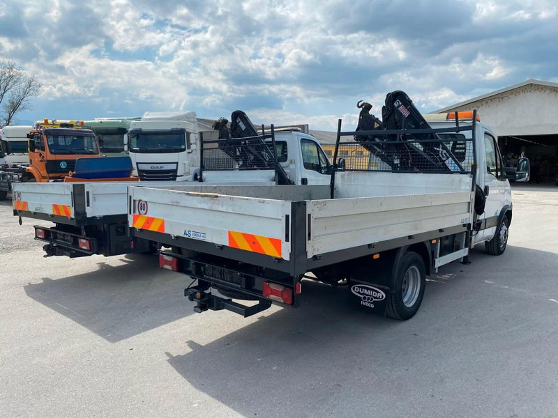 Iveco Daily 65C18 - Flatbed truck + crane - Camion plateau, Camion grue: photos 3 Iveco Daily 65C18 - Flatbed truck + crane - Camion plateau, Camion grue: photos 3