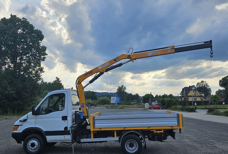 Iveco Daily 65c-15 Flatbed + crane Copma - Camion plateau, Camion grue: photos 2 Iveco Daily 65c-15 Flatbed + crane Copma - Camion plateau, Camion grue: photos 2