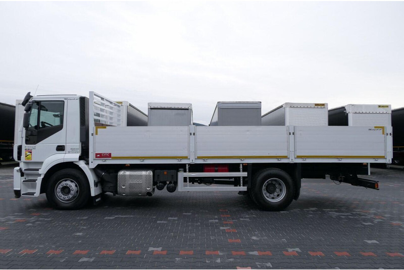 Iveco STRALIS 330 - Camion plateau: photos 3 Iveco STRALIS 330 - Camion plateau: photos 3