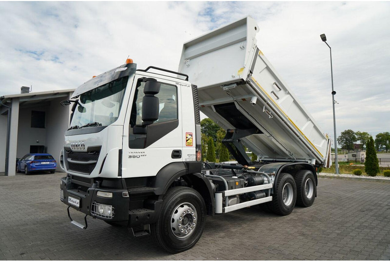 Iveco TRAKKER 360 - Camion benne: photos 2 Iveco TRAKKER 360 - Camion benne: photos 2